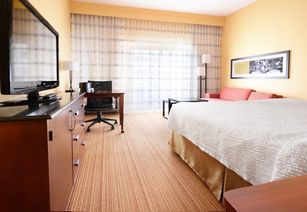 Courtyard By Marriott Dallas Plano In Legacy Park Eksteriør bilde