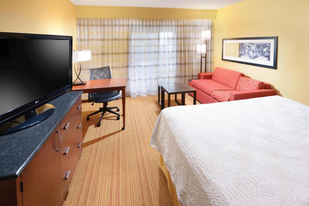 Courtyard By Marriott Dallas Plano In Legacy Park Eksteriør bilde