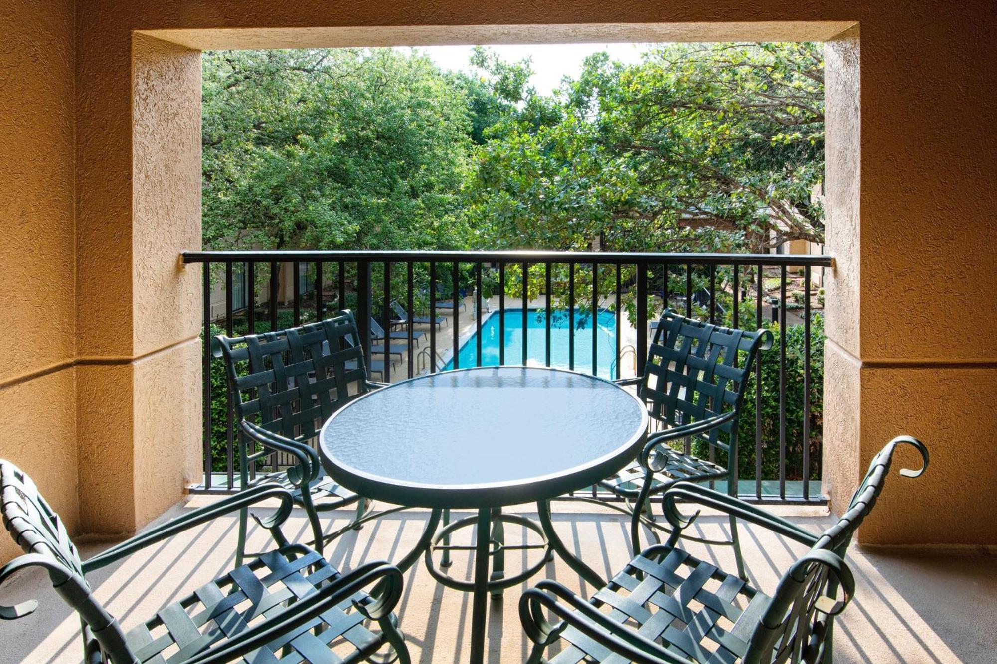 Courtyard By Marriott Dallas Plano In Legacy Park Eksteriør bilde