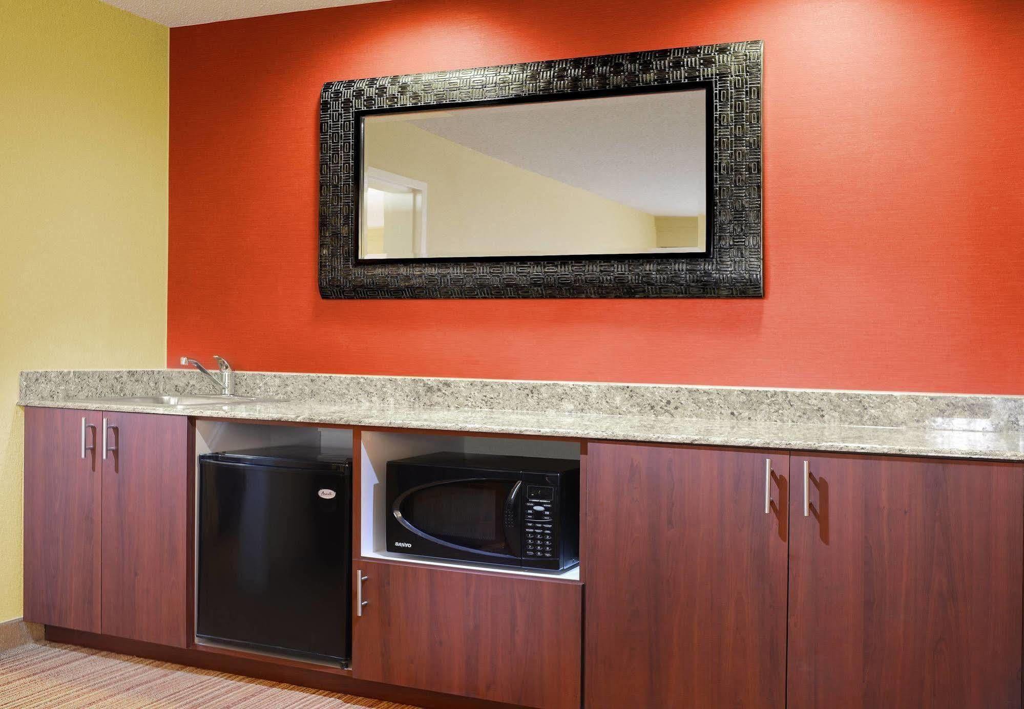 Courtyard By Marriott Dallas Plano In Legacy Park Eksteriør bilde